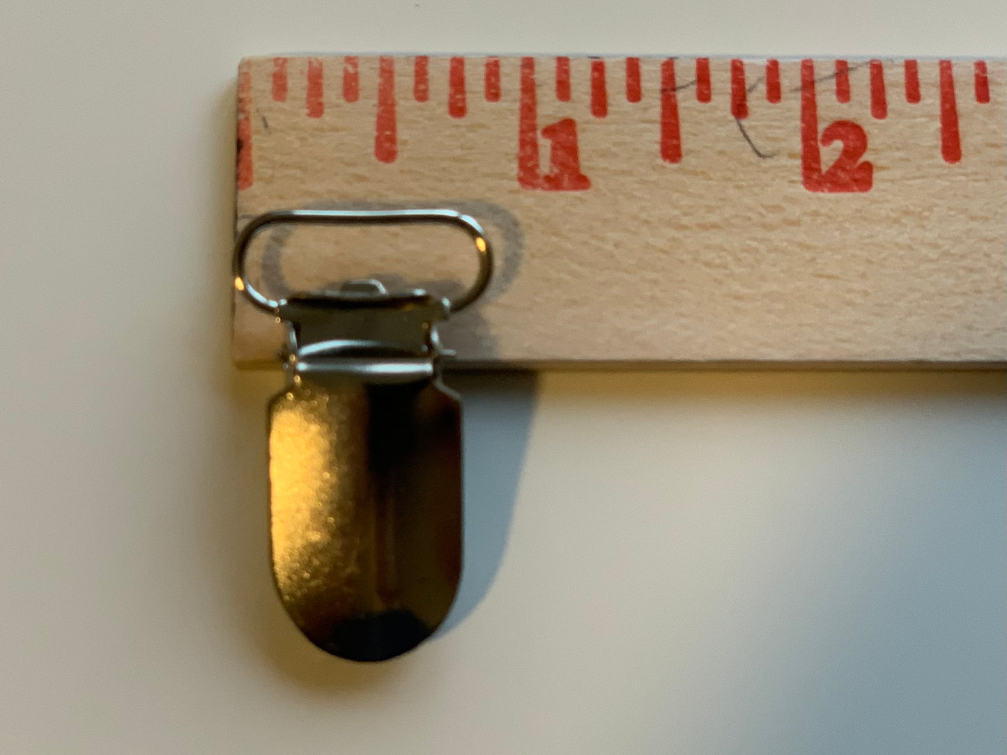 Metal Clips in Brushed Nickel 1"