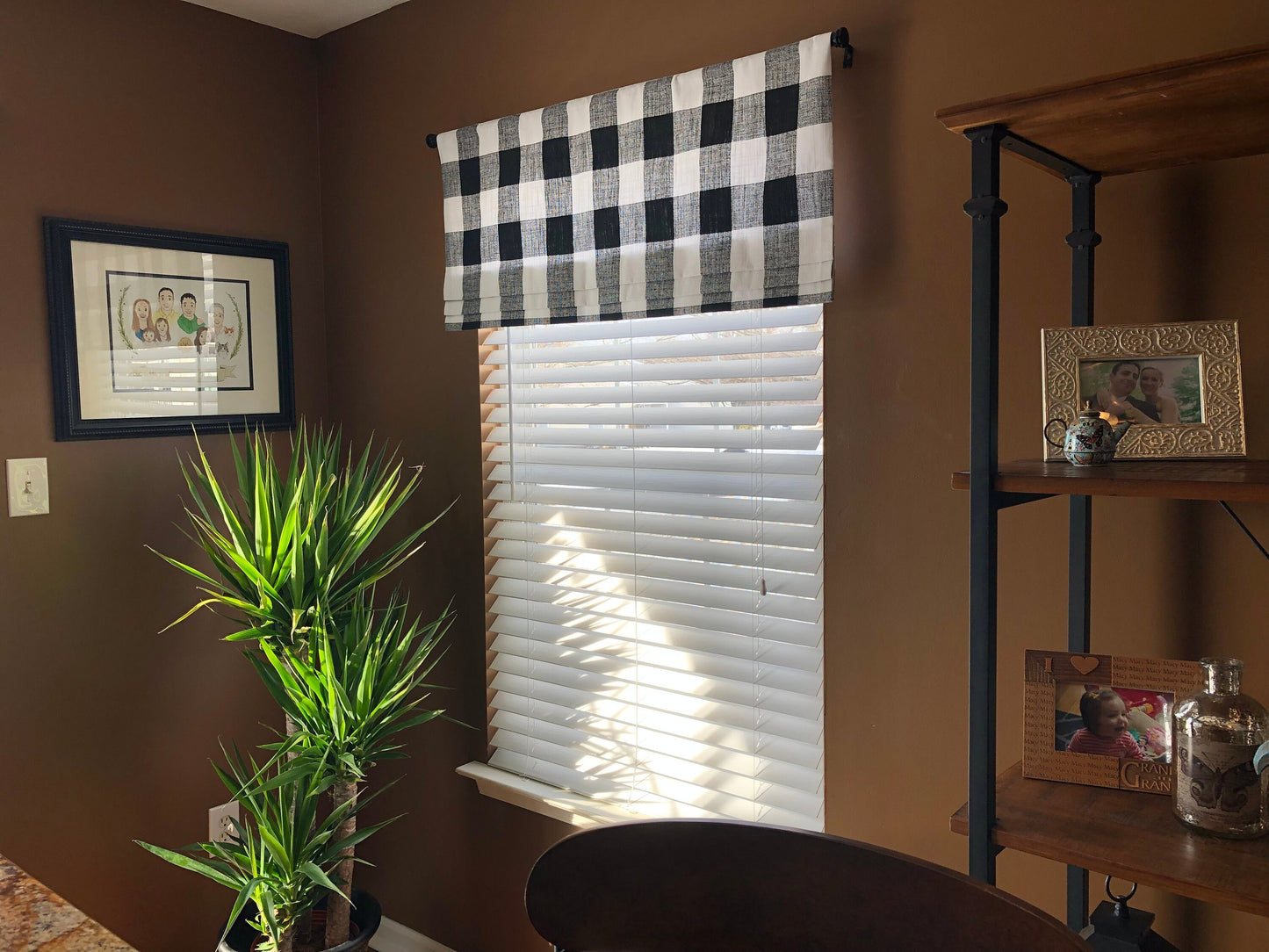 Faux Roman Shade Valance in Black and White Buffalo Plaid Fabric, Fully Lined, Custom Made, Buffalo Check Valance, Farmhouse Kitchen Valance