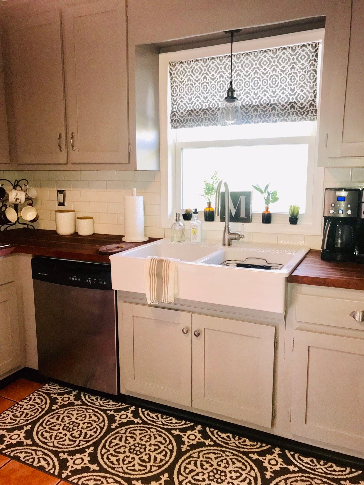 Faux Roman Shade Valance in Waverly Light Gray & White Lattice Print, Fully Lined, Custom Made, Trellis Print, Farmhouse kitchen valance