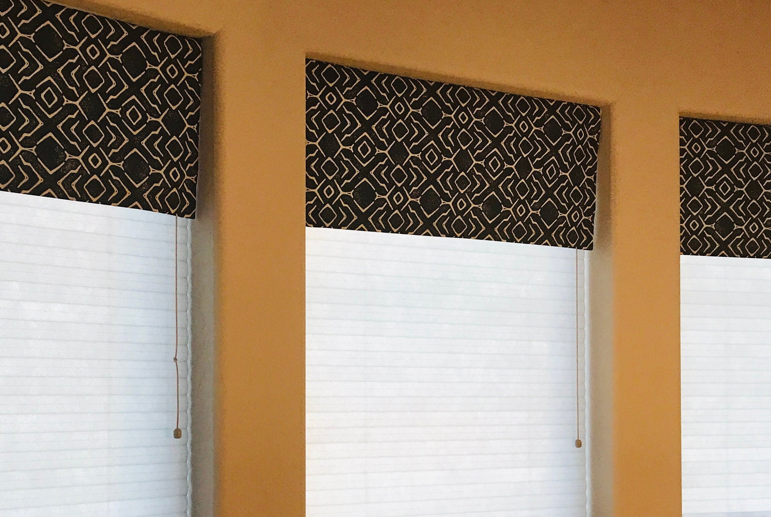 Straight Modern Valance in Navy and Natural or Grey and Natural Trellis Print on Cotton Canvas Fabric. Custom Made Rustic Kitchen Valance